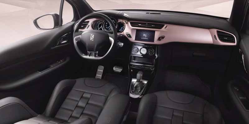 限定車 『DS3　GIVENCHY　Le Make Up』