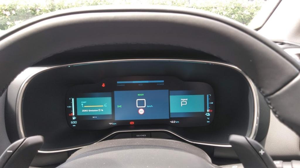 C5AIRCROSS PLUG-IN HYBRIDを充電してみました！